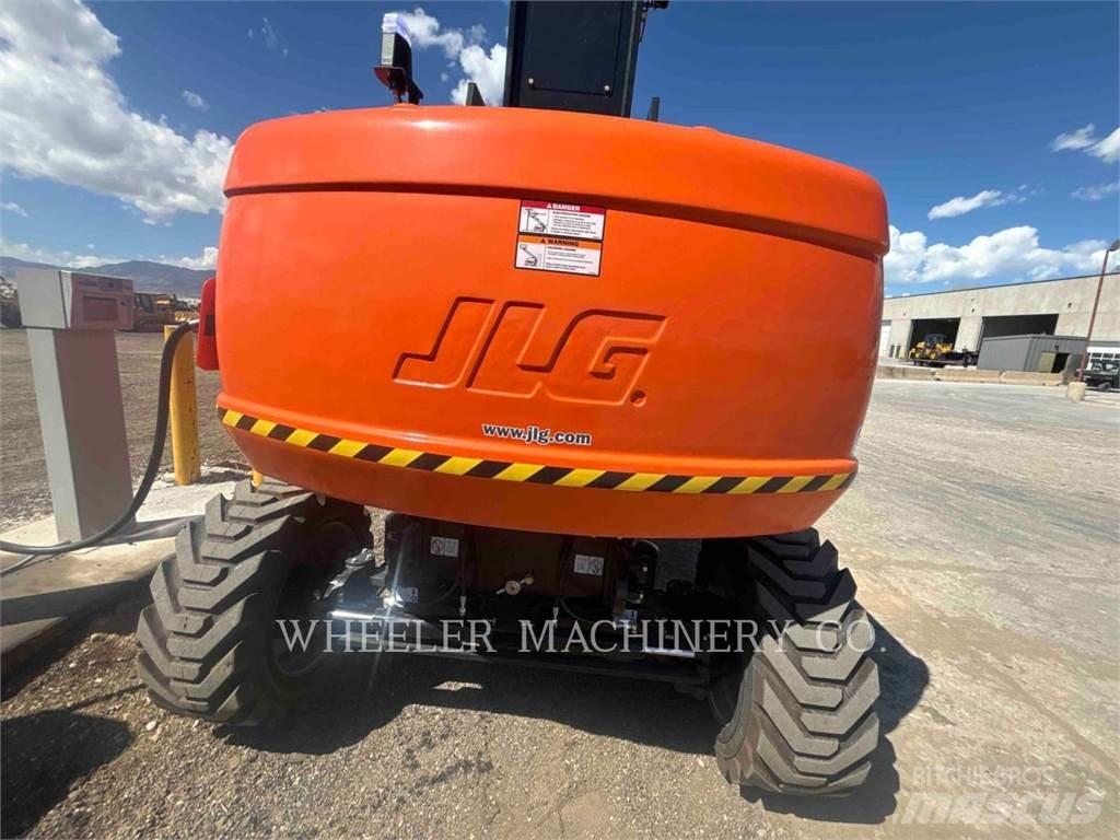 JLG 860SJ SP 曲臂高空工作平台