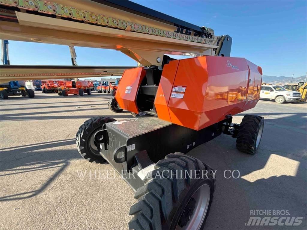 JLG 860SJ SP 曲臂高空工作平台