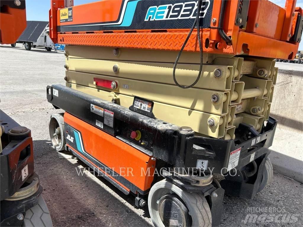 JLG AE1932 剪叉式升降机