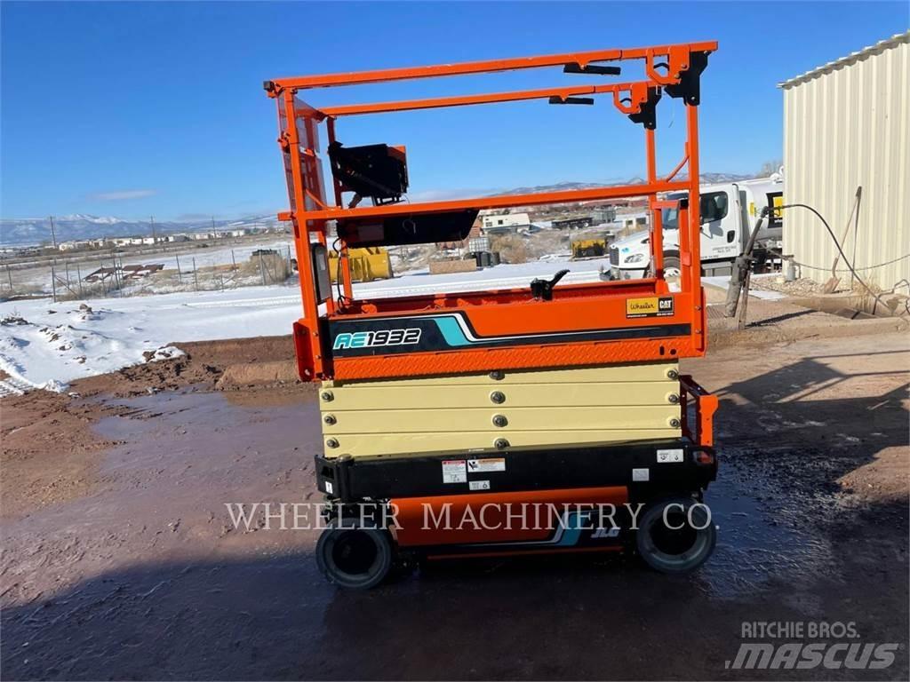 JLG AE1932 剪叉式升降机