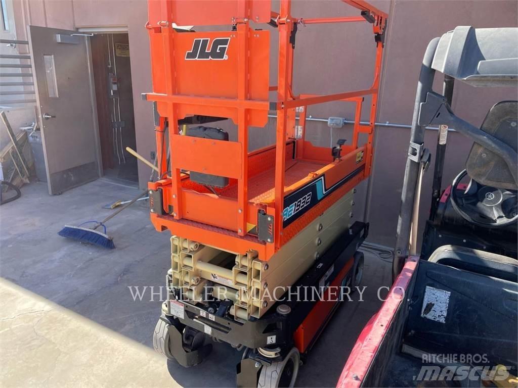 JLG AE1932 剪叉式升降机