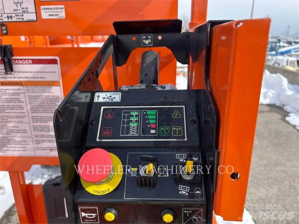 JLG AE1932 剪叉式升降机