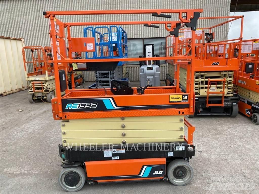 JLG AE1932 剪叉式升降机