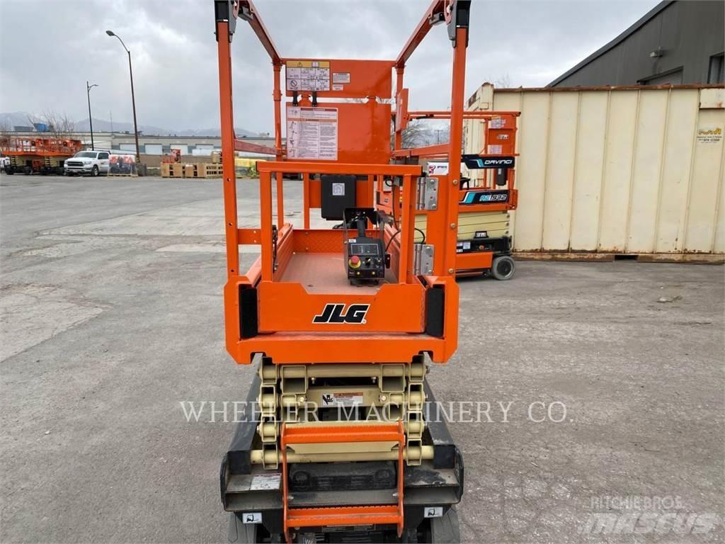 JLG AE1932 剪叉式升降机