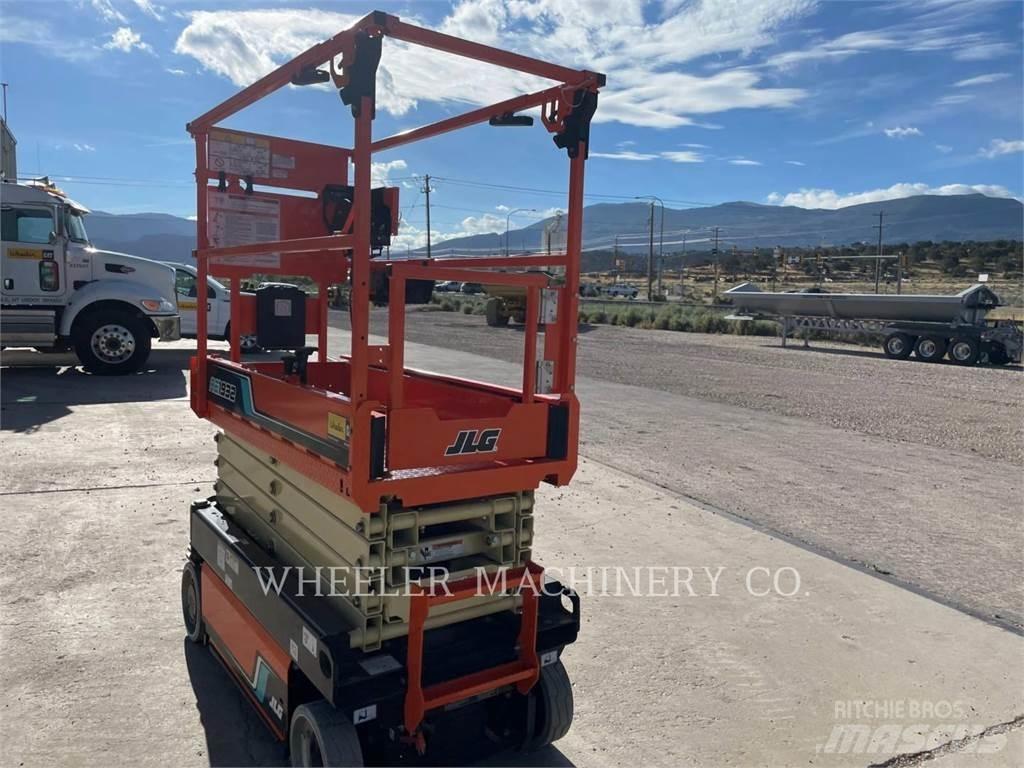 JLG AE1932 剪叉式升降机