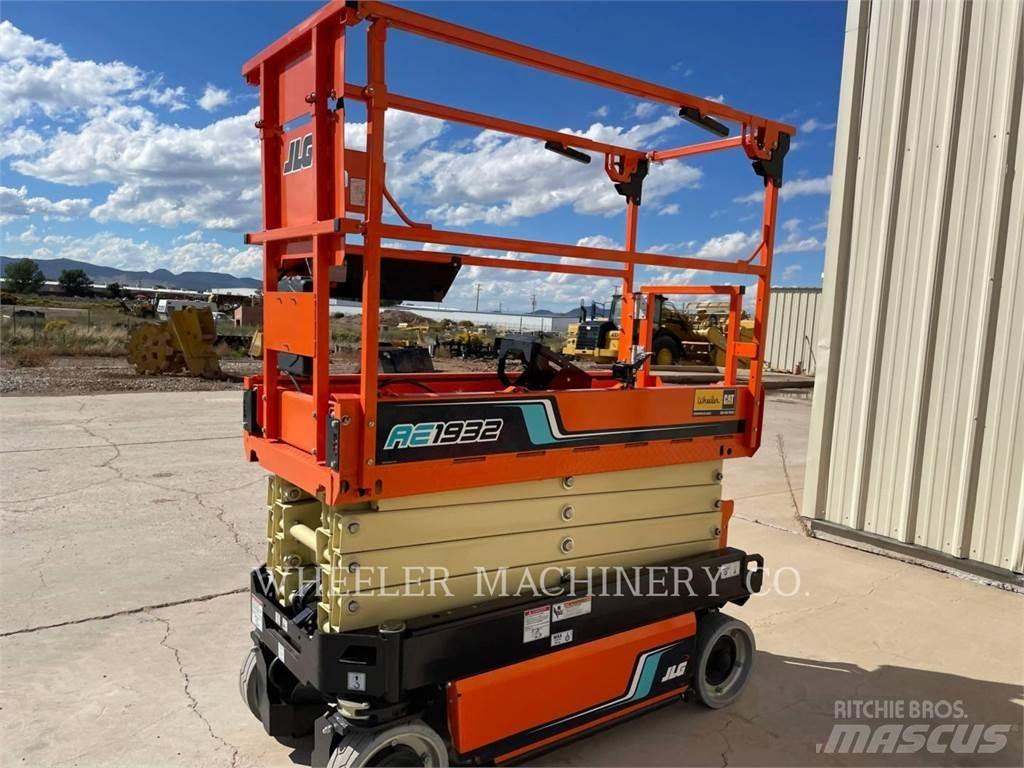 JLG AE1932 剪叉式升降机