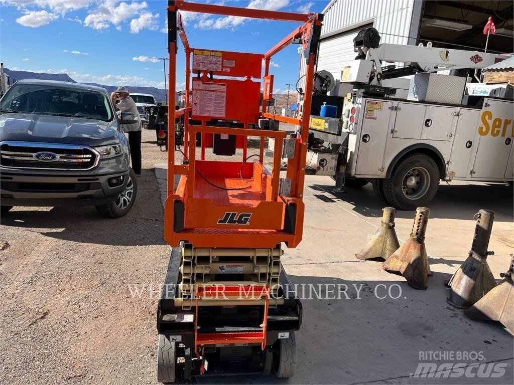 JLG AE1932 剪叉式升降机