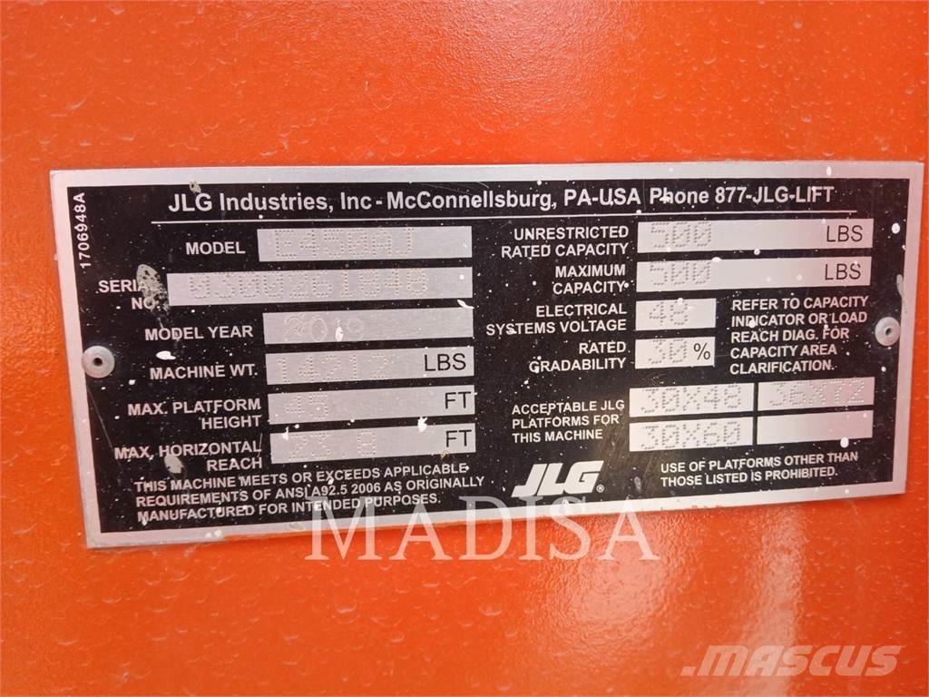 JLG E450AJ 曲臂高空工作平台