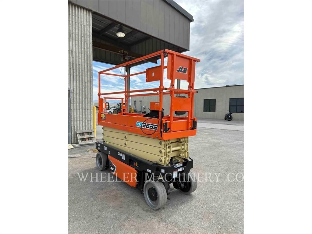 JLG ES2632 剪叉式升降机