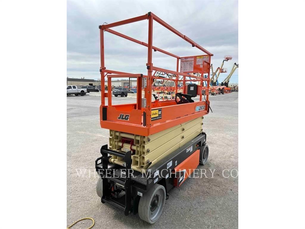 JLG ES2632 剪叉式升降机