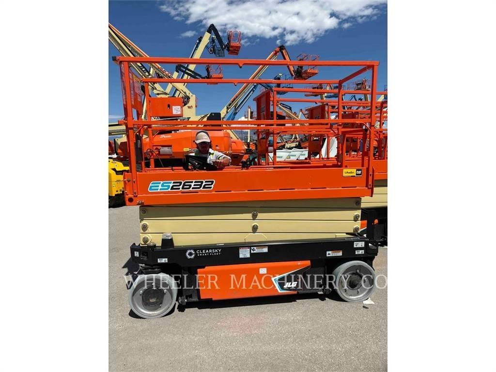 JLG ES2632 剪叉式升降机