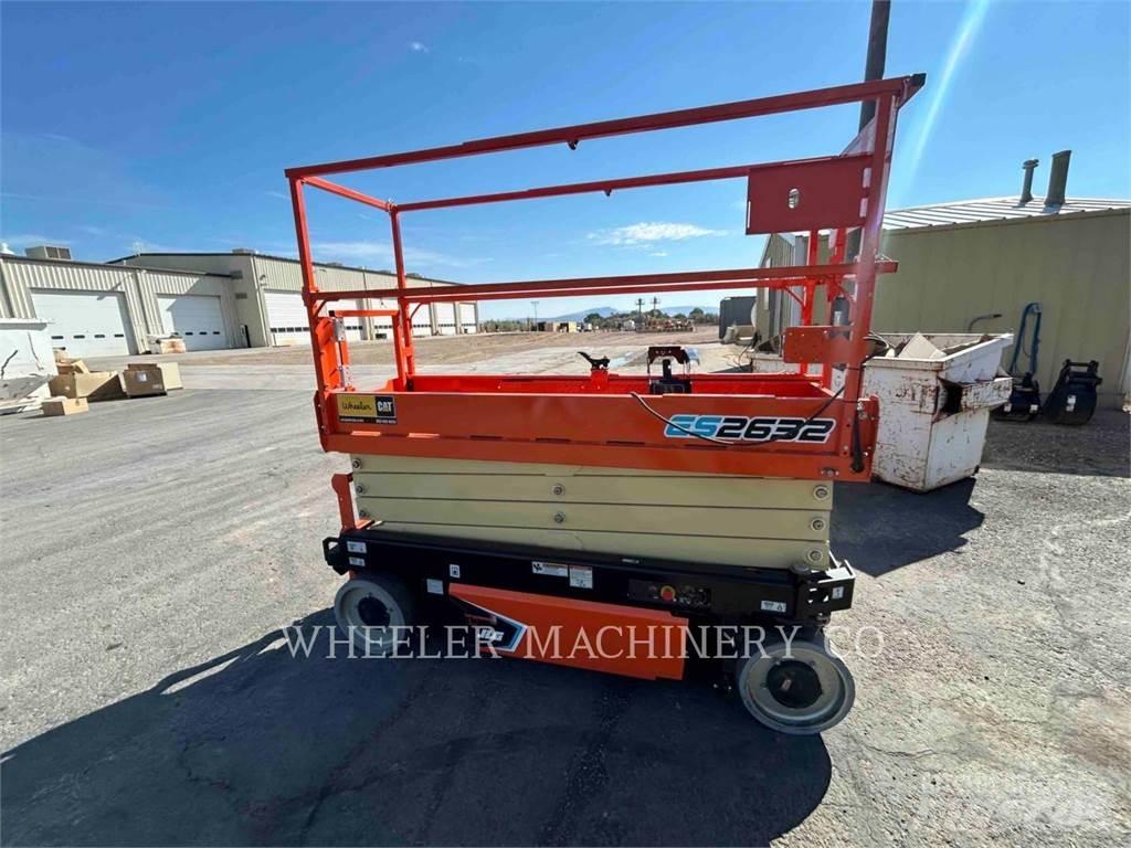 JLG ES2632 剪叉式升降机