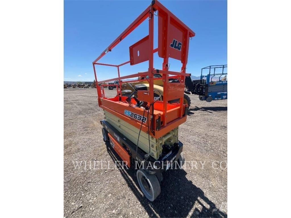 JLG ES2632 剪叉式升降机
