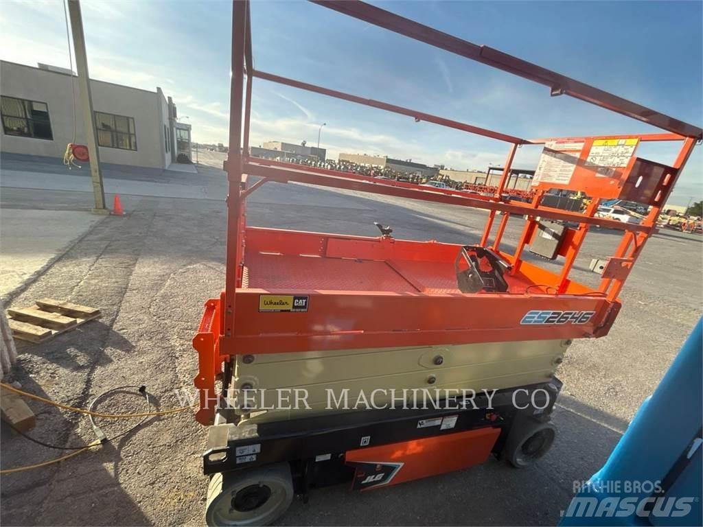 JLG ES2646 剪叉式升降机
