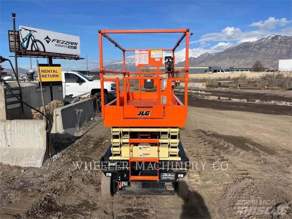 JLG ES2646 剪叉式升降机