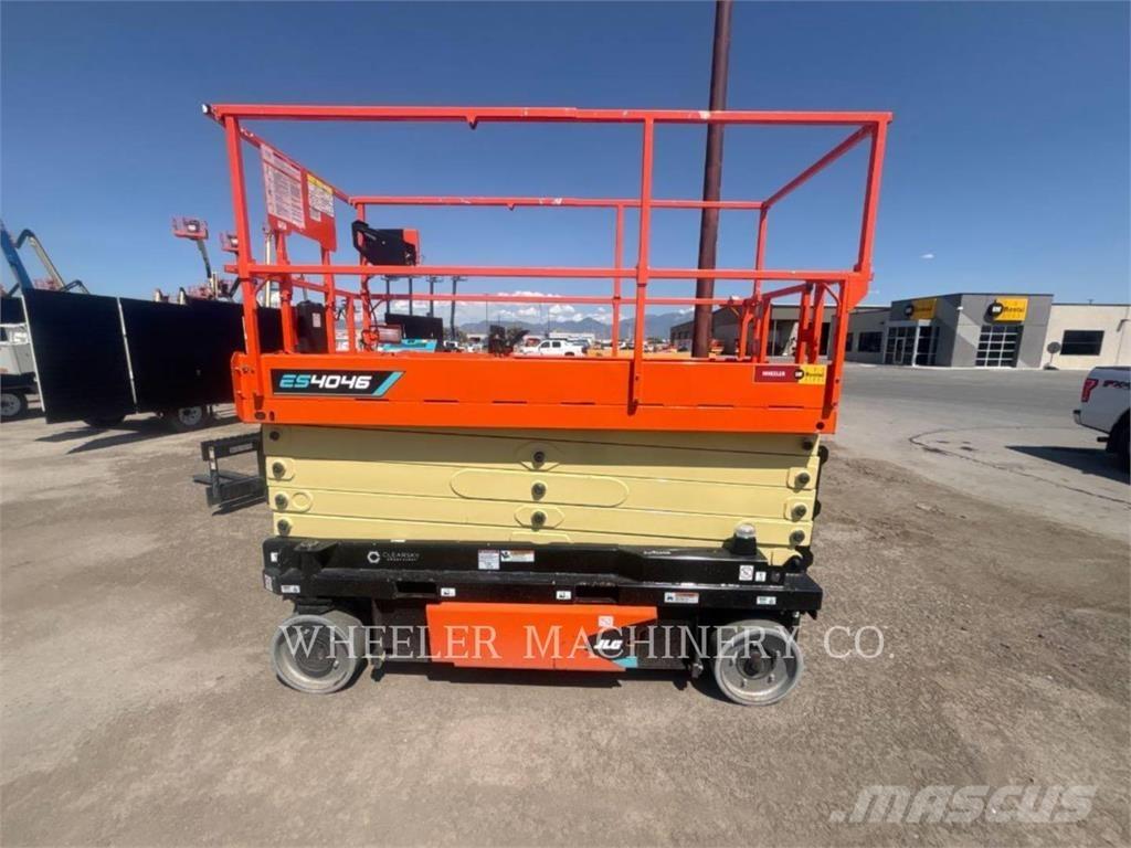 JLG ES4046 剪叉式升降机