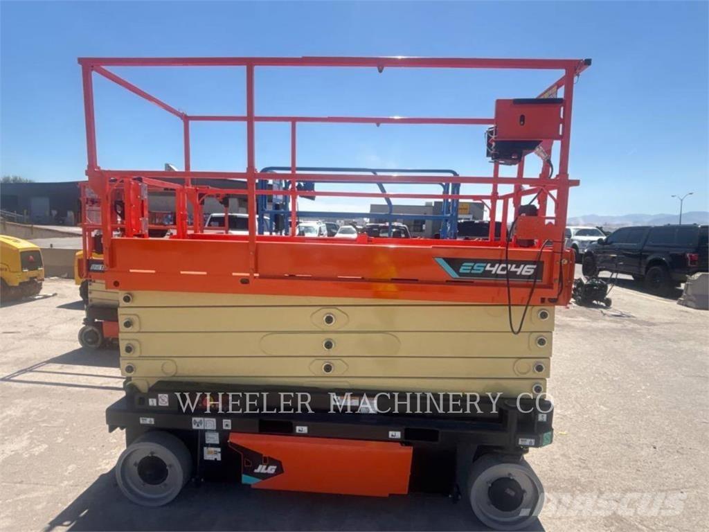 JLG ES4046 剪叉式升降机