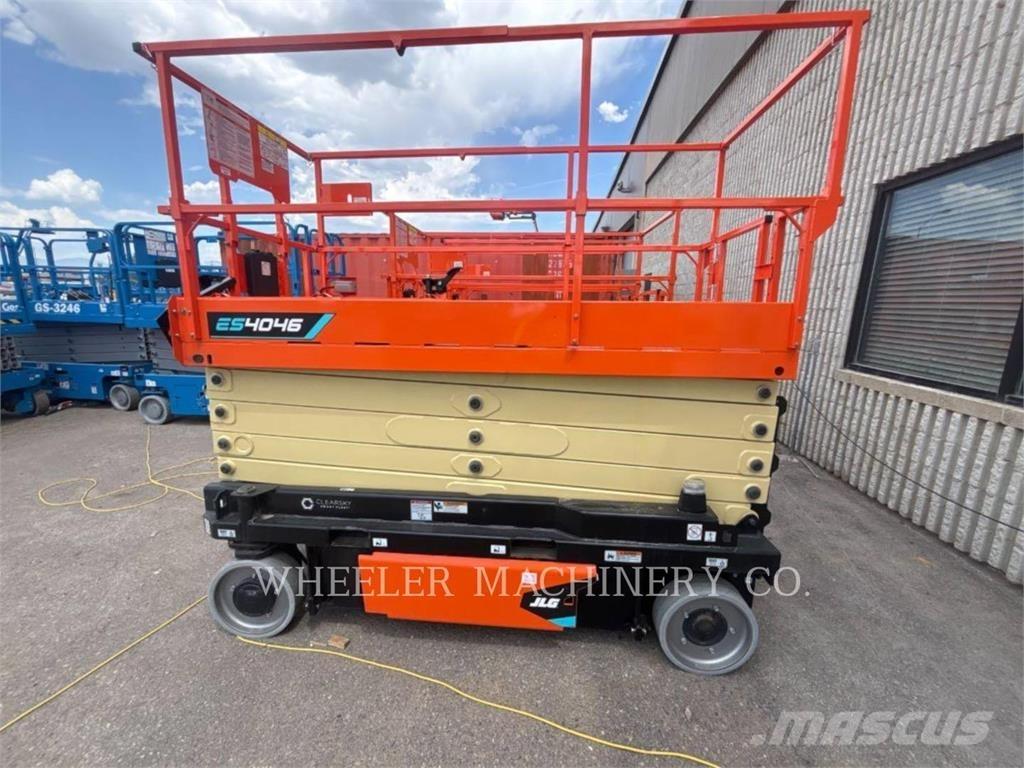 JLG ES4046 剪叉式升降机