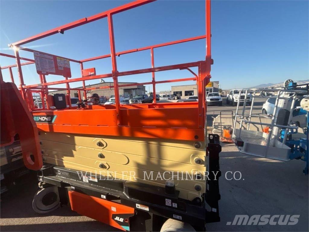 JLG ES4046 剪叉式升降机