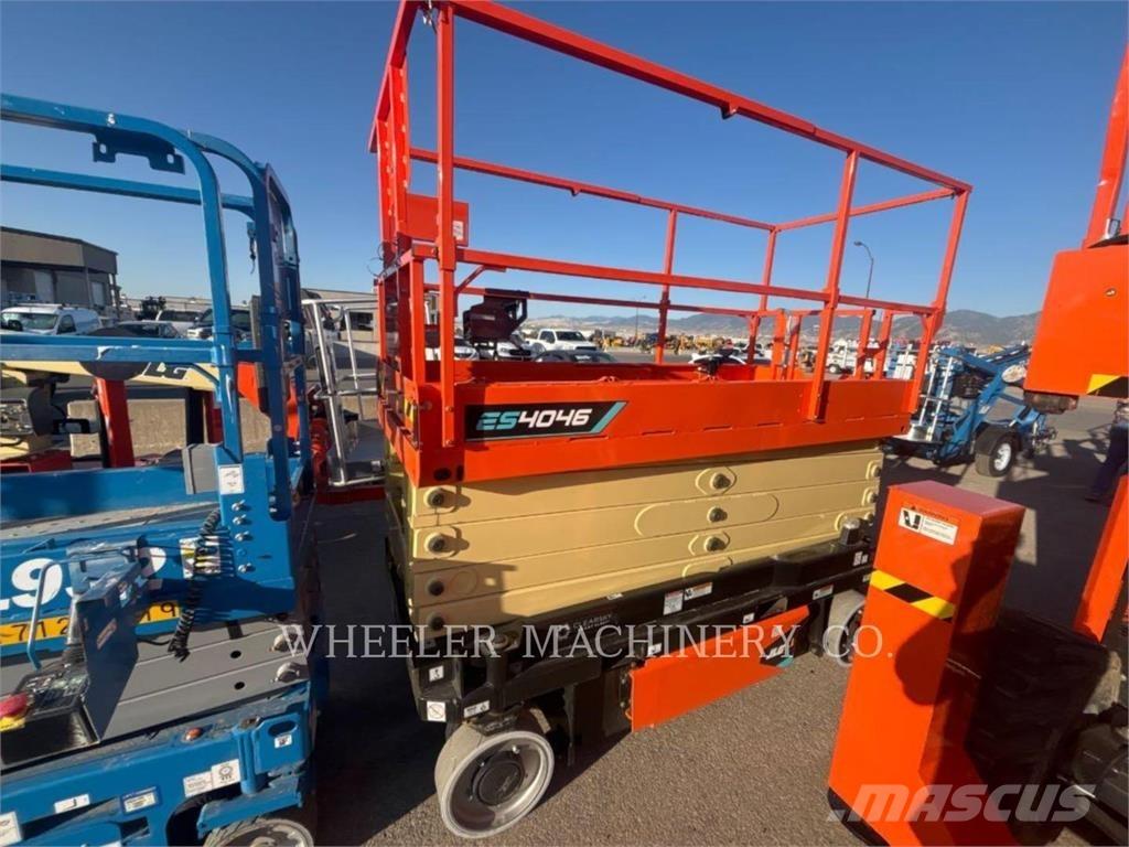 JLG ES4046 剪叉式升降机