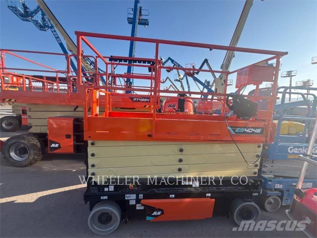 JLG ES4046 剪叉式升降机