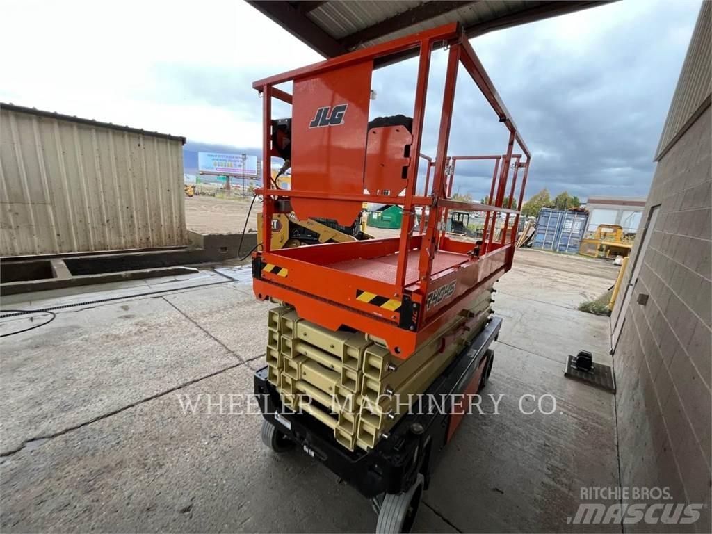 JLG R4045 剪叉式升降机