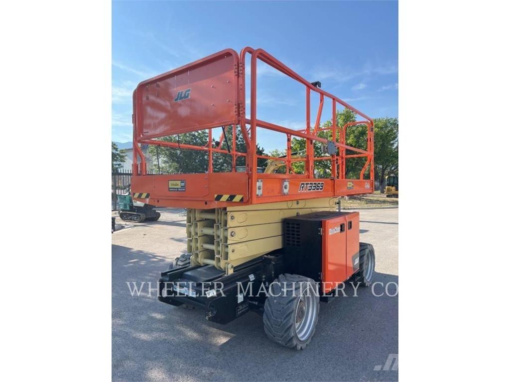 JLG RT3369 剪叉式升降机