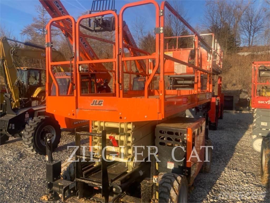 JLG RT3369 剪叉式升降机