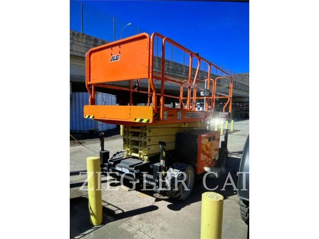 JLG RT3369 剪叉式升降机