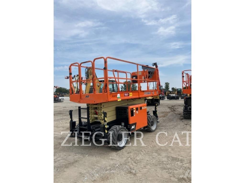 JLG RT3369 剪叉式升降机