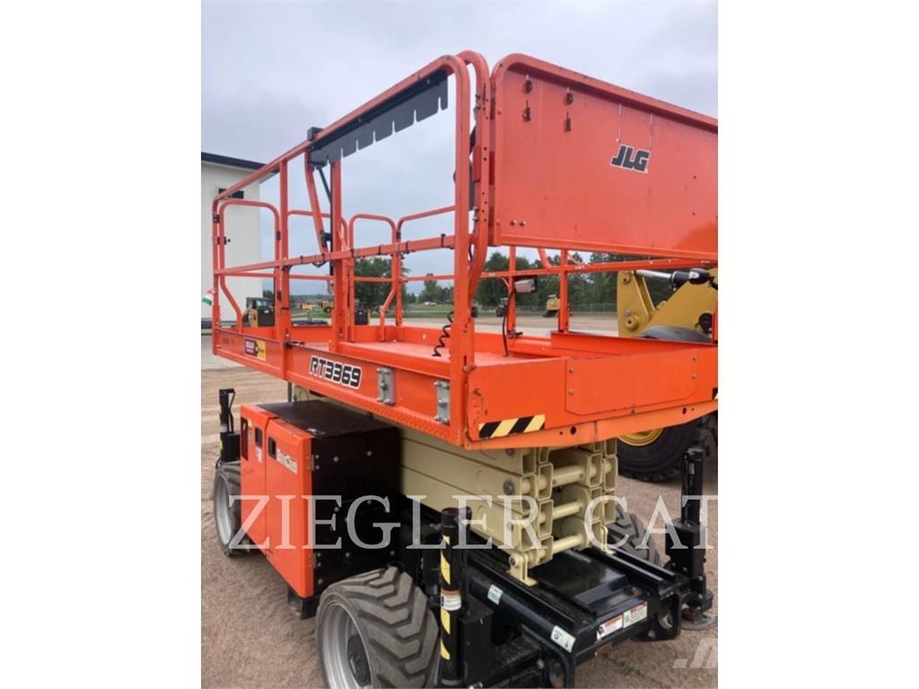 JLG RT3369 剪叉式升降机
