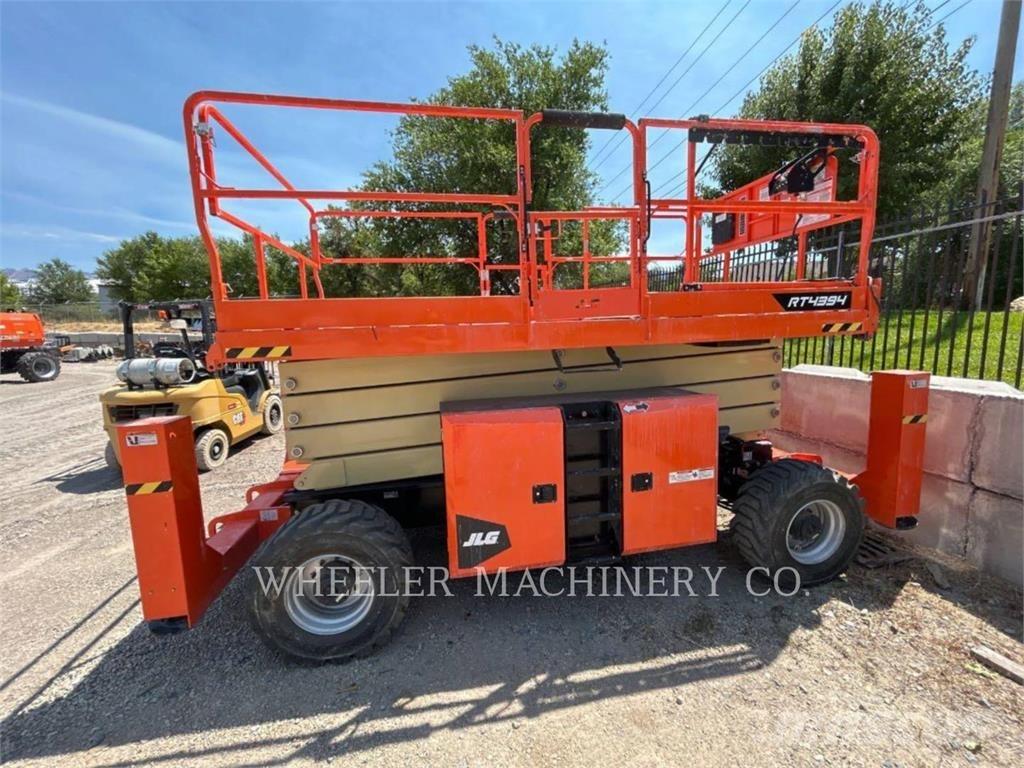 JLG RT4394 剪叉式升降机