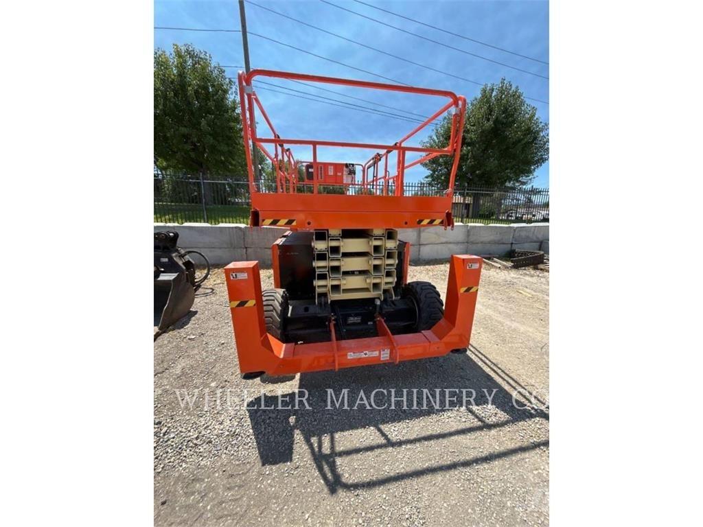 JLG RT4394 剪叉式升降机