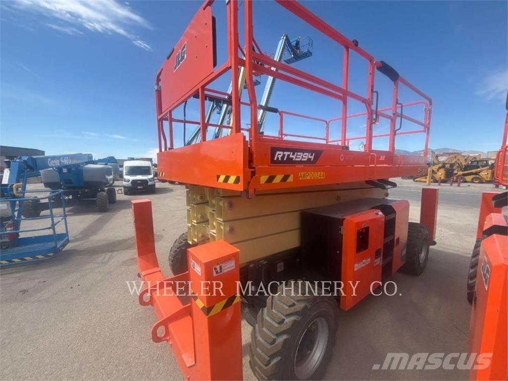 JLG RT4394 剪叉式升降机