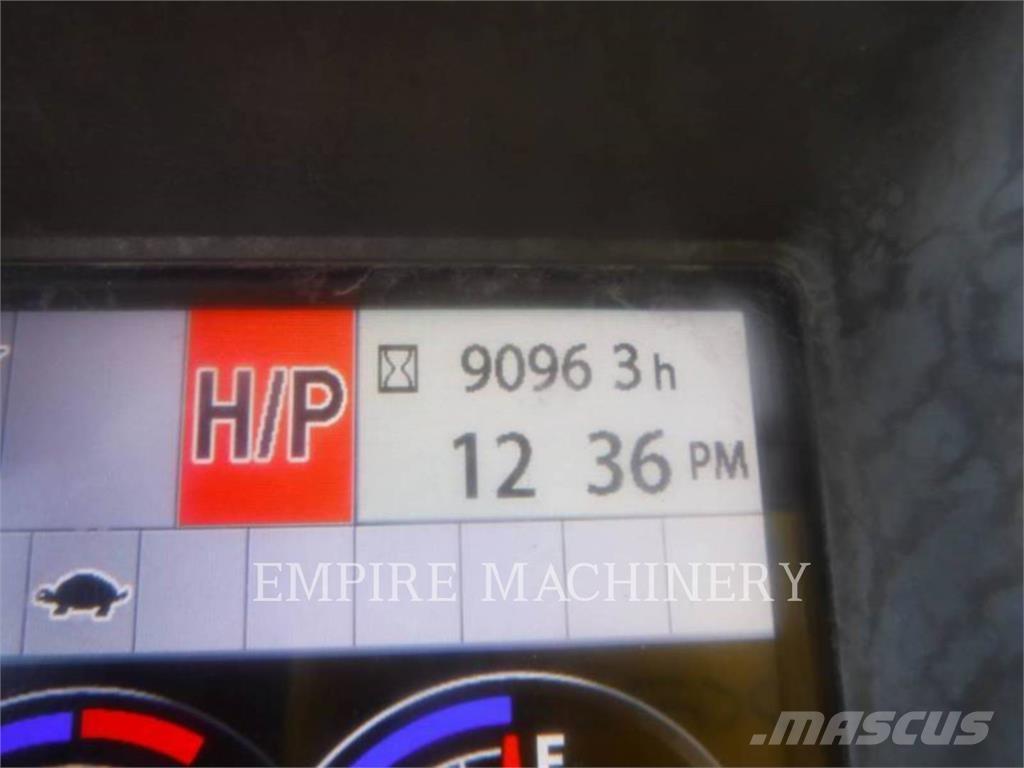 John Deere 135G 履带挖掘机