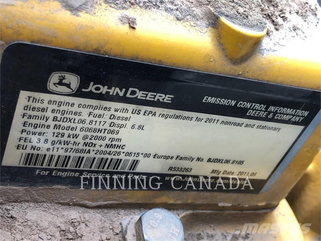 John Deere 200DLC 履带挖掘机