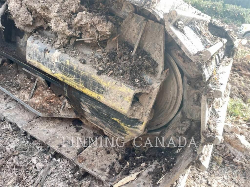 John Deere 2154G 挖坑机
