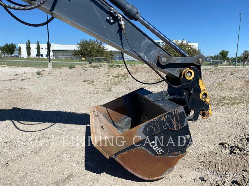 John Deere 300GLC 履带挖掘机