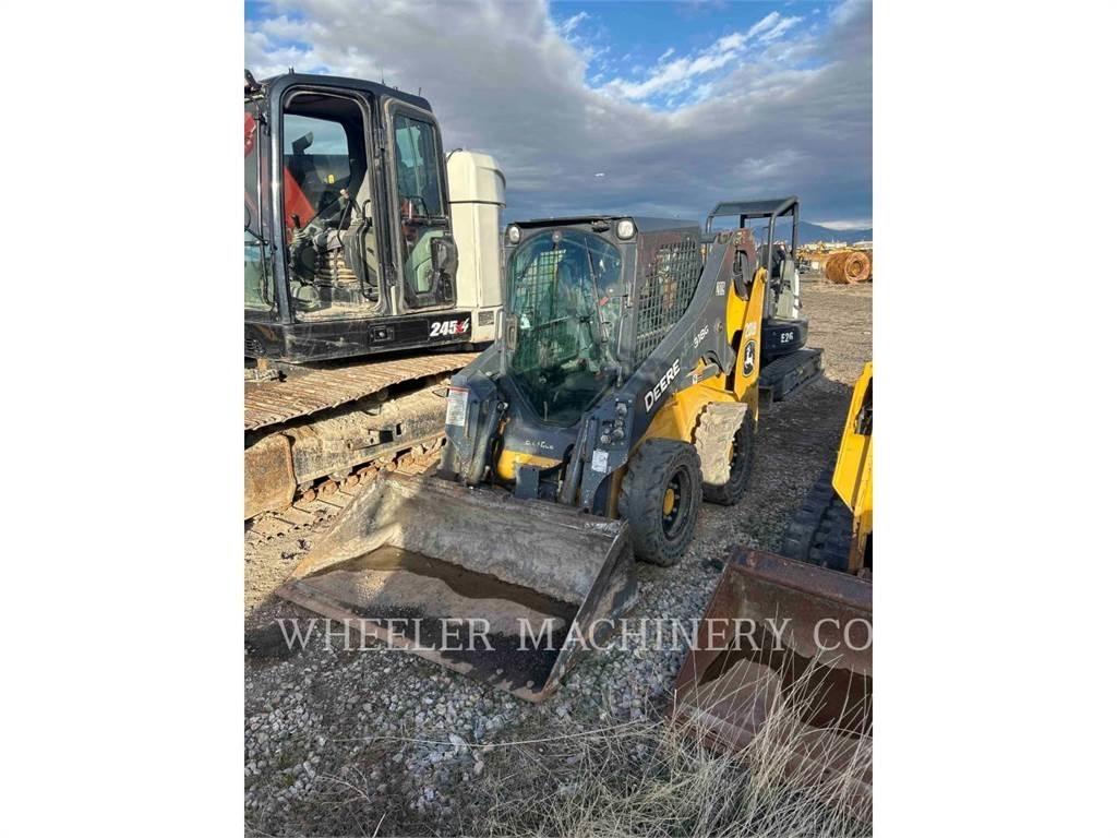 John Deere 318G 滑移装载机