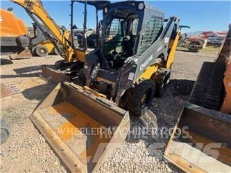 John Deere 318G SSL 滑移装载机