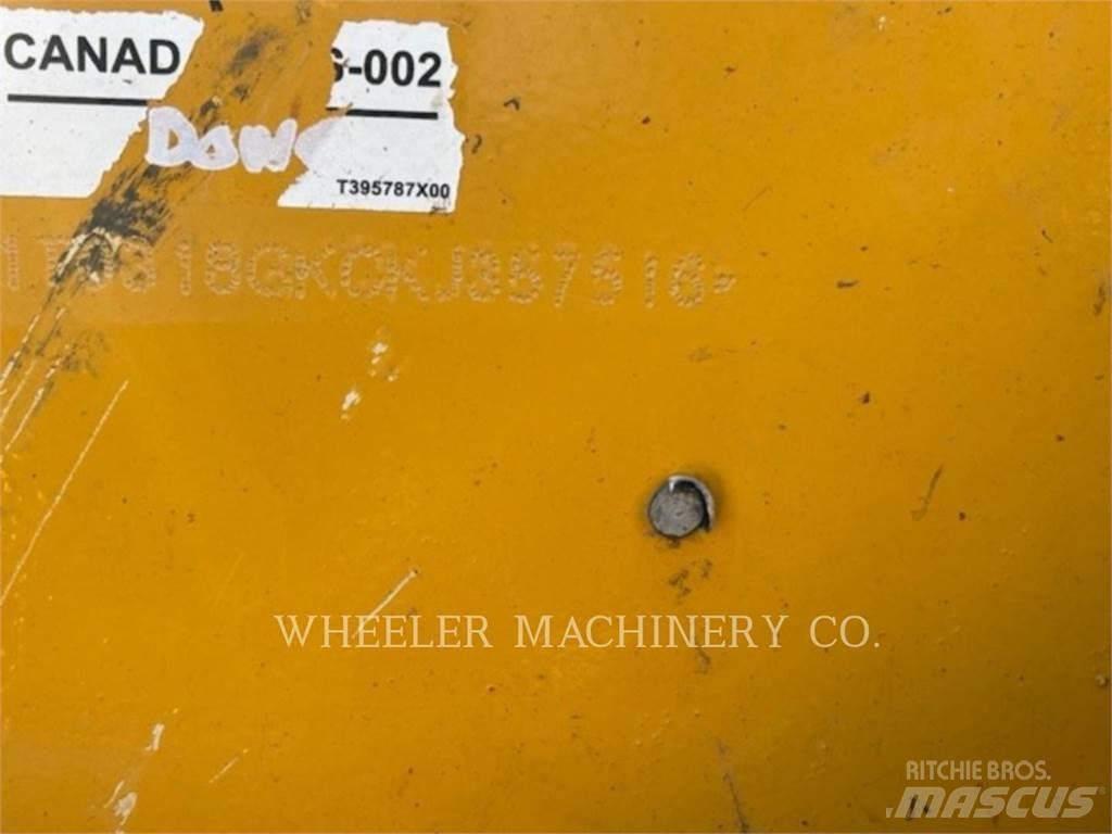 John Deere 318G SSL 滑移装载机