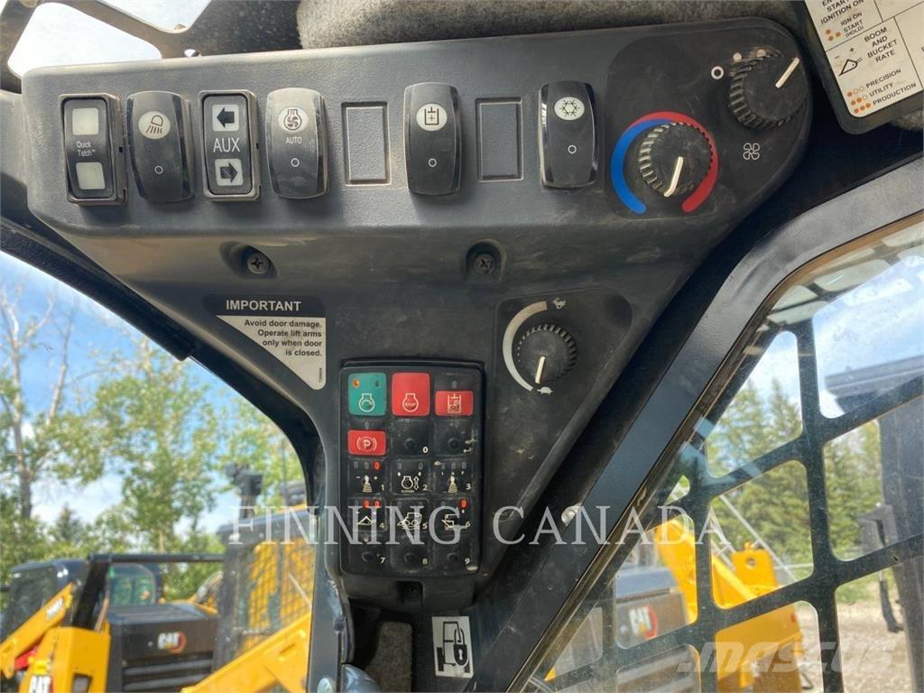John Deere 325G 履带式装载机