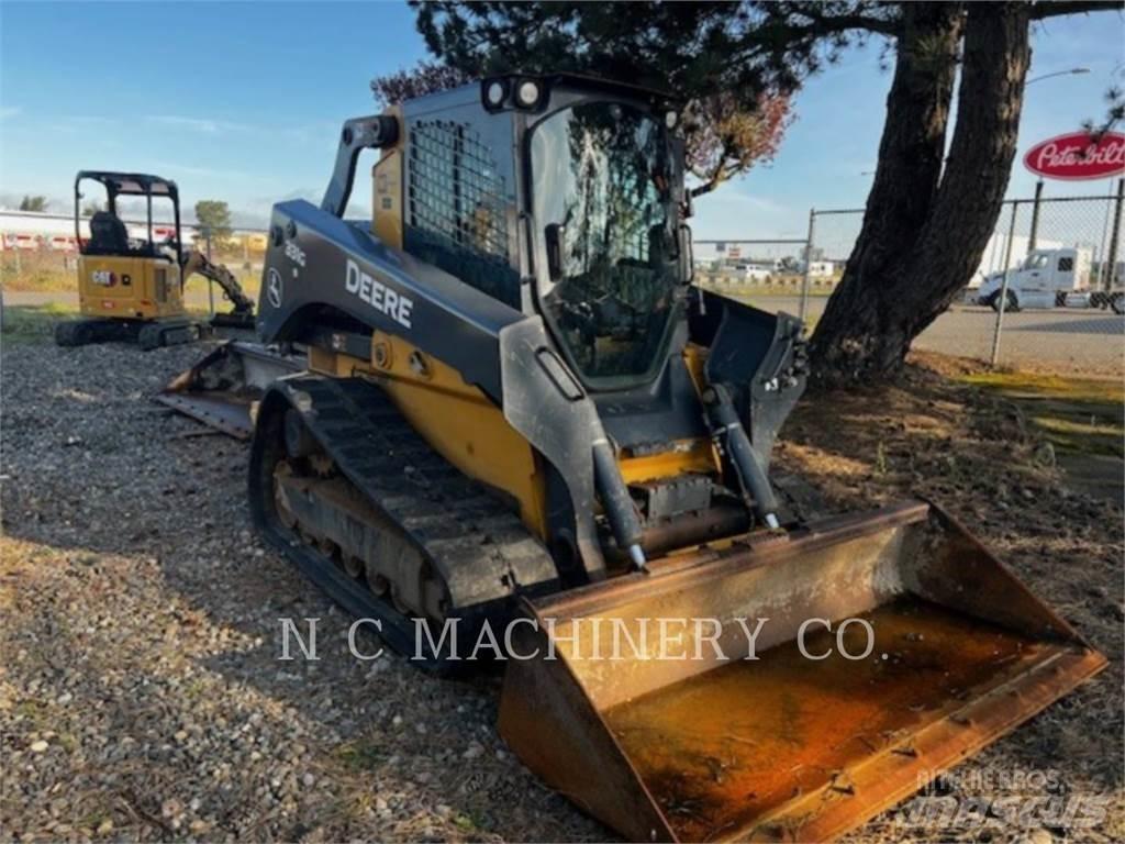 John Deere 331G 滑移装载机