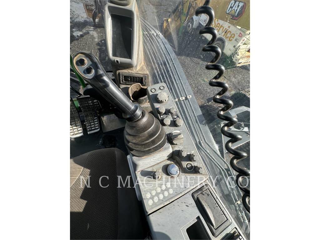John Deere 3756G 林业拖拉机