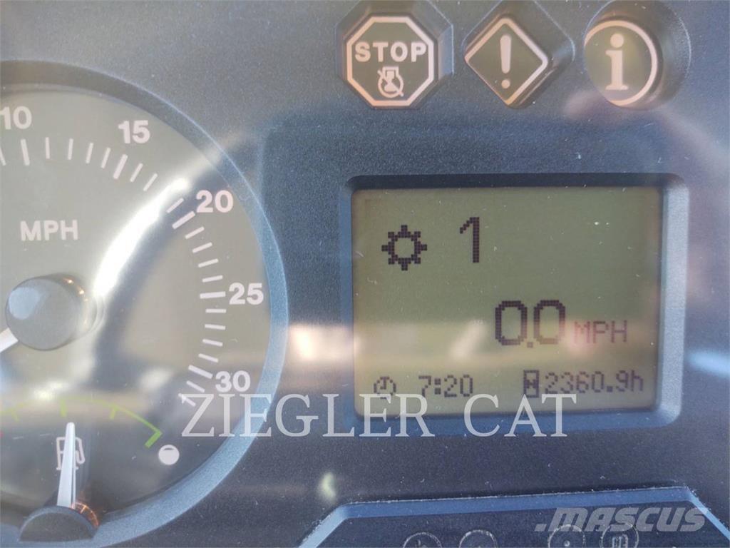 John Deere 6420 拖拉机/农用车