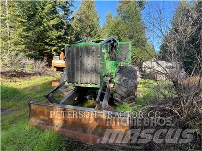 John Deere 648L 粉碎机