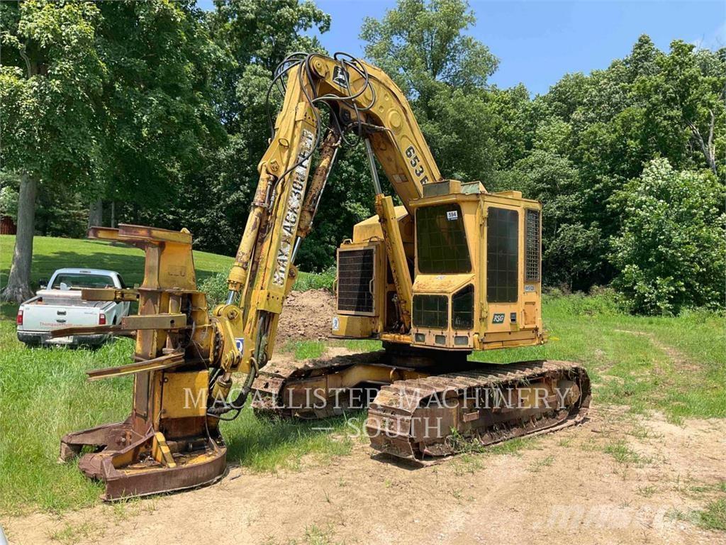 John Deere 653E 伐木机