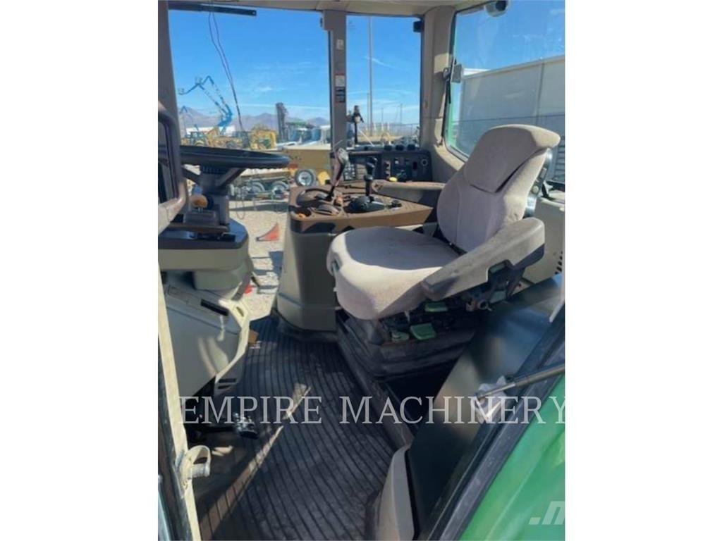 John Deere 7420 拖拉机/农用车