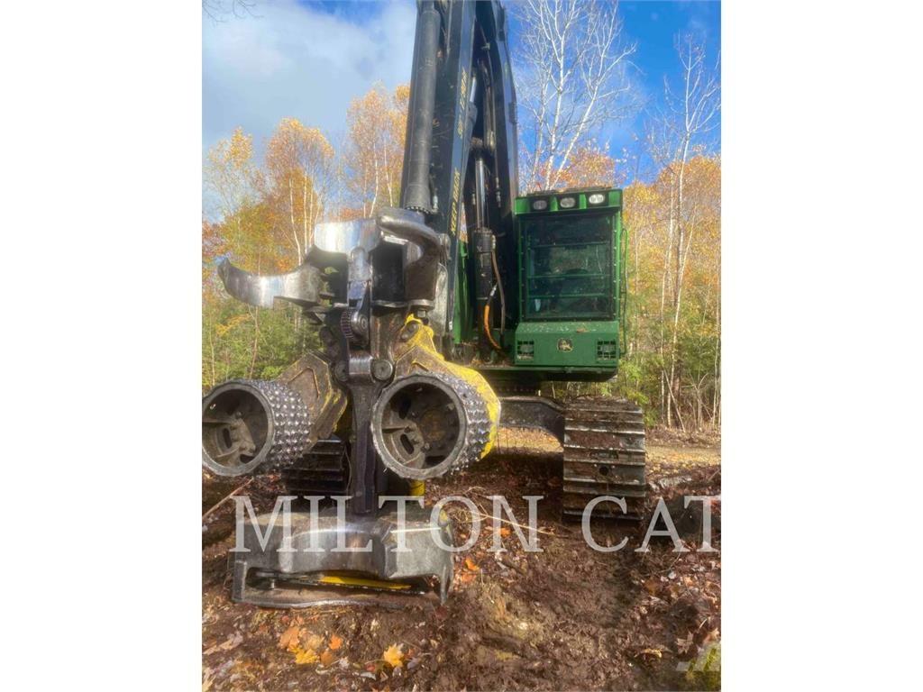 John Deere 753JH 挖坑机