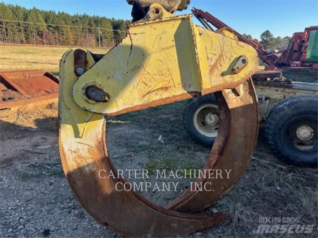 John Deere 848H 粉碎机